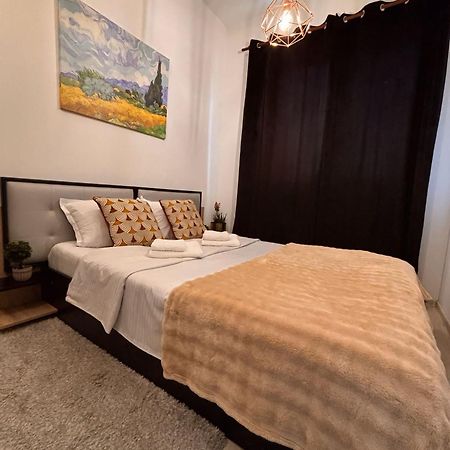 Mirage Loft Palas 雅西 外观 照片